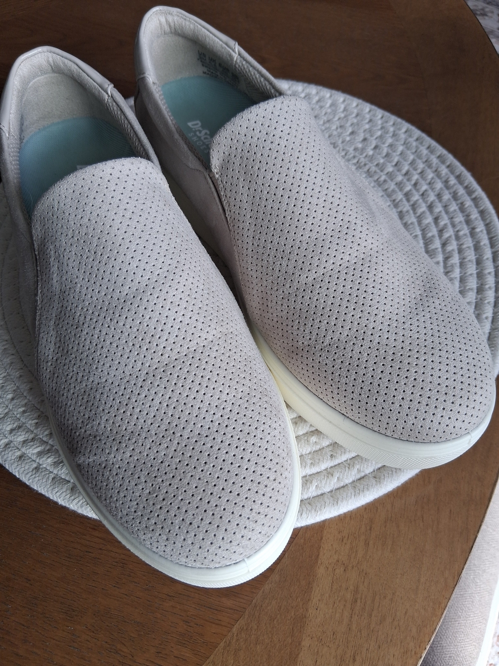 Dr. Scholl's Light Gray Slip-On Shoe with Mint Insole